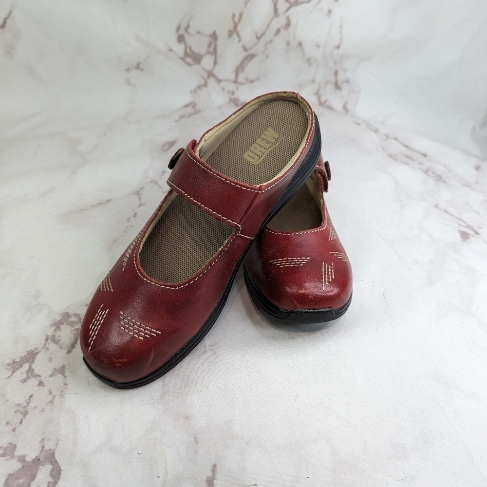 Drew Mary Jane Womens Size 38 US 8 Red Shoes Sandal Slip On Button Hook Shoes